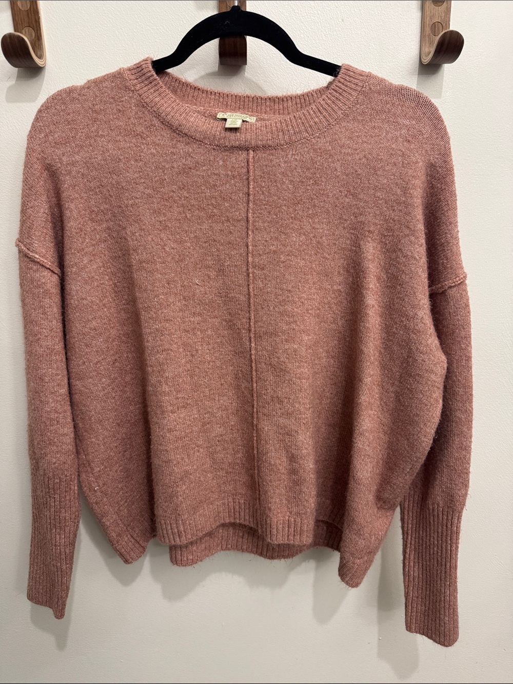Legendary Whitetails Women's Crewneck Sweater - Dusty Rose